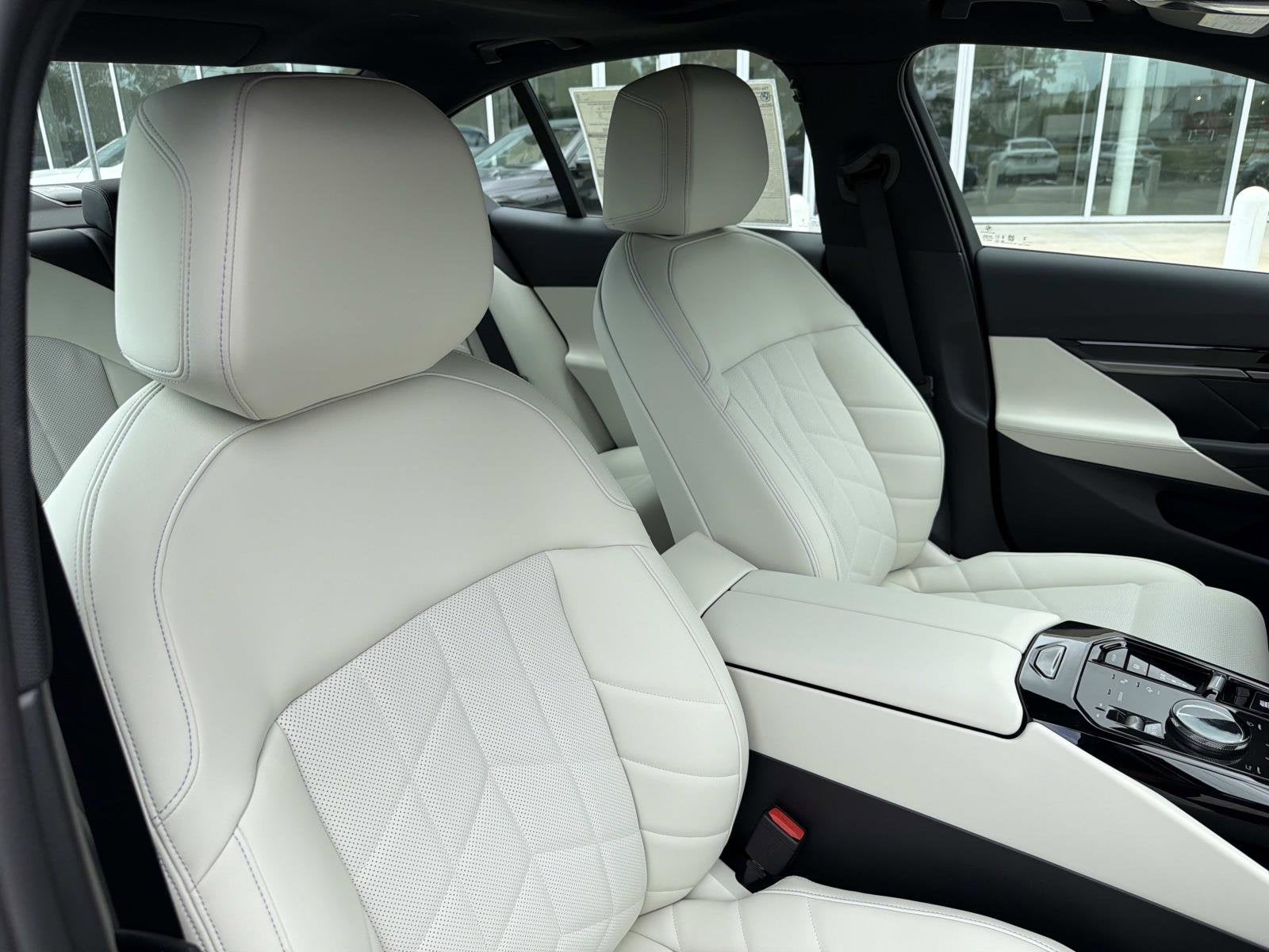 2026 BMW 5 Series 530i