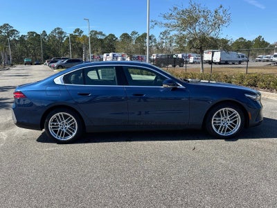 2025 BMW 5 Series 530i