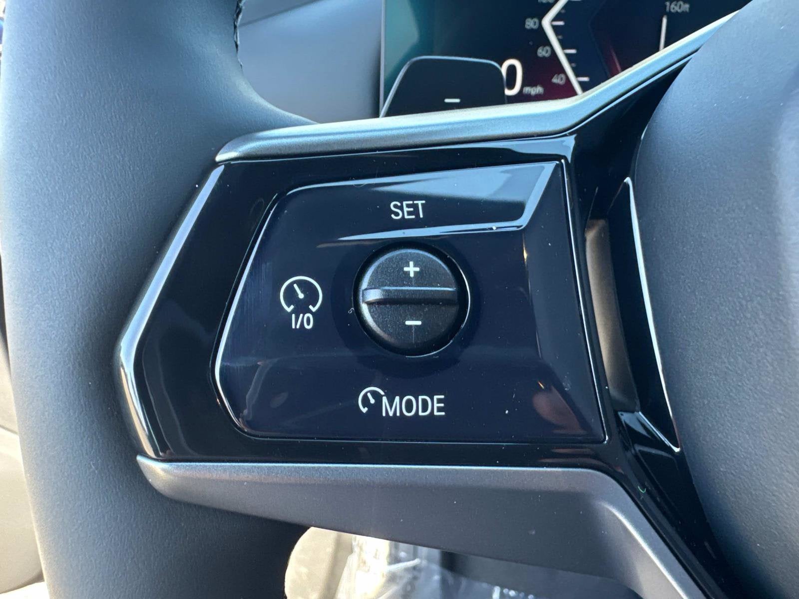 2025 BMW 5 Series 530i