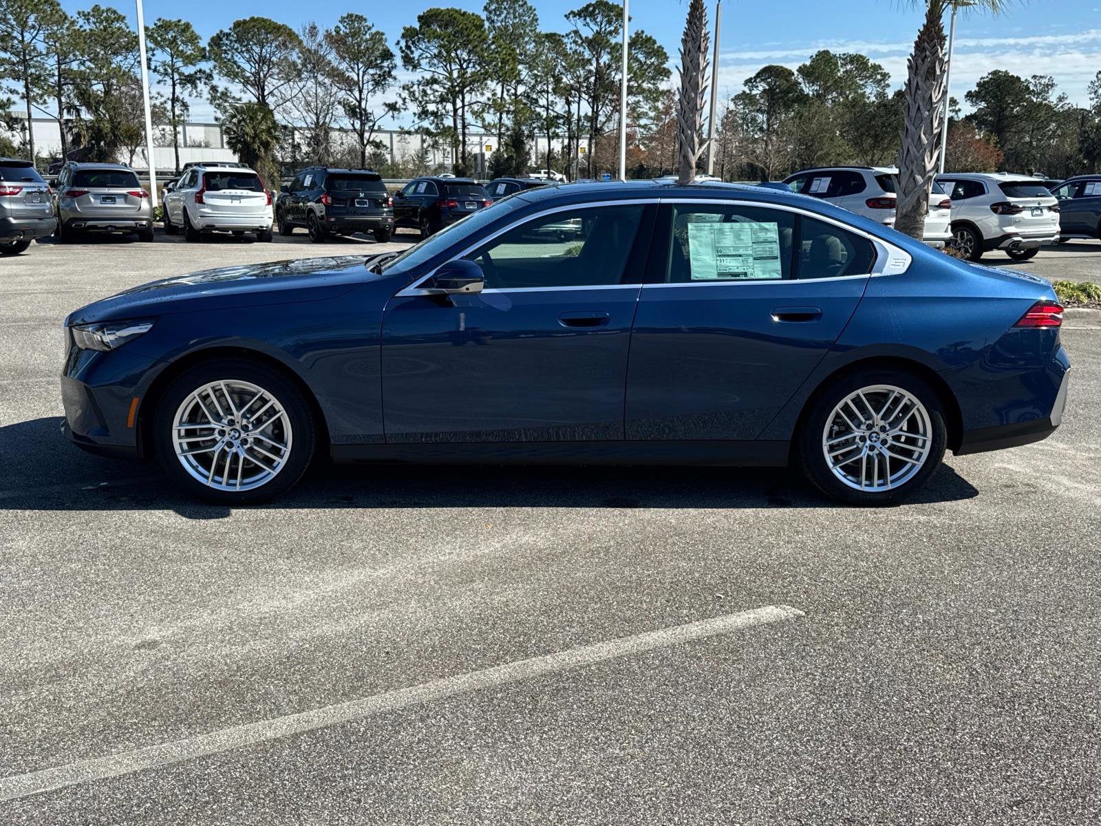 2025 BMW 5 Series 530i