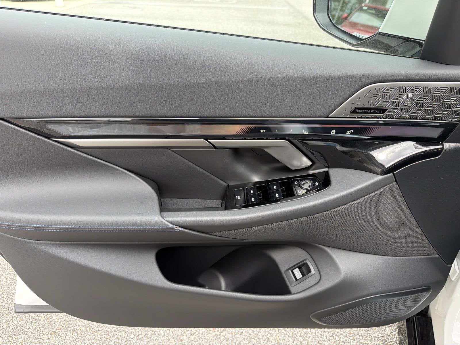 2027 BMW 5 Series 530i