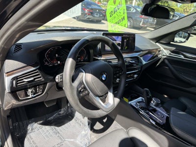 2023 BMW 5 Series 530i
