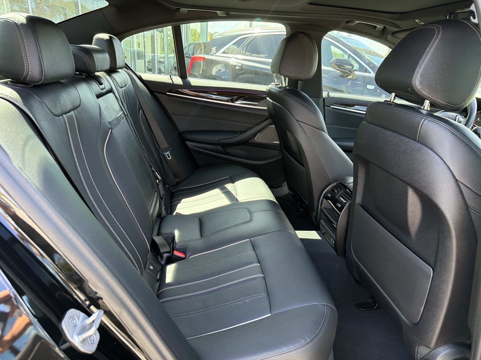 2023 BMW 5 Series 530i