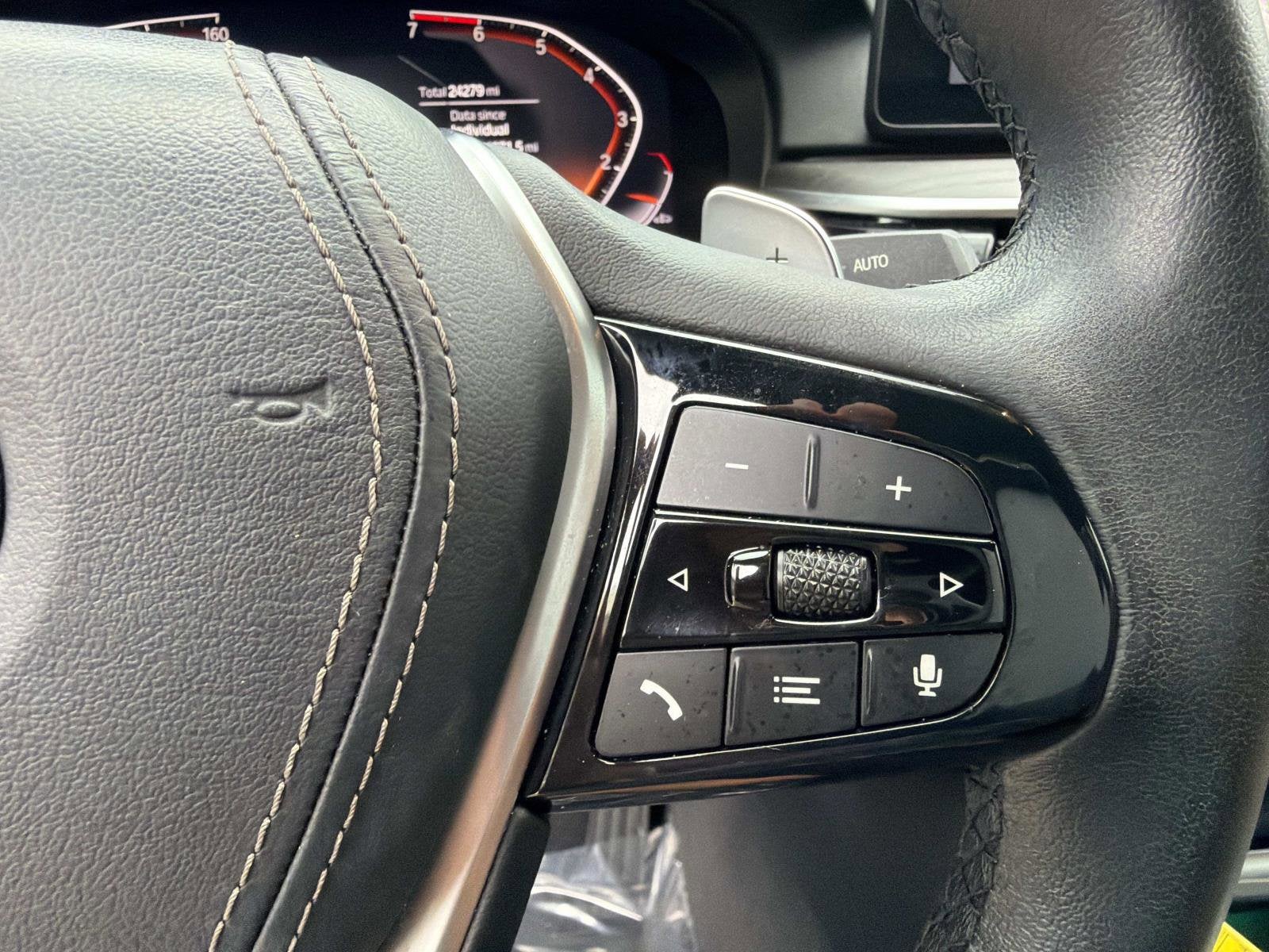 2023 BMW 5 Series 530i