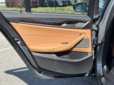 2023 BMW 5 Series 530i