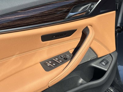 2023 BMW 5 Series 530i