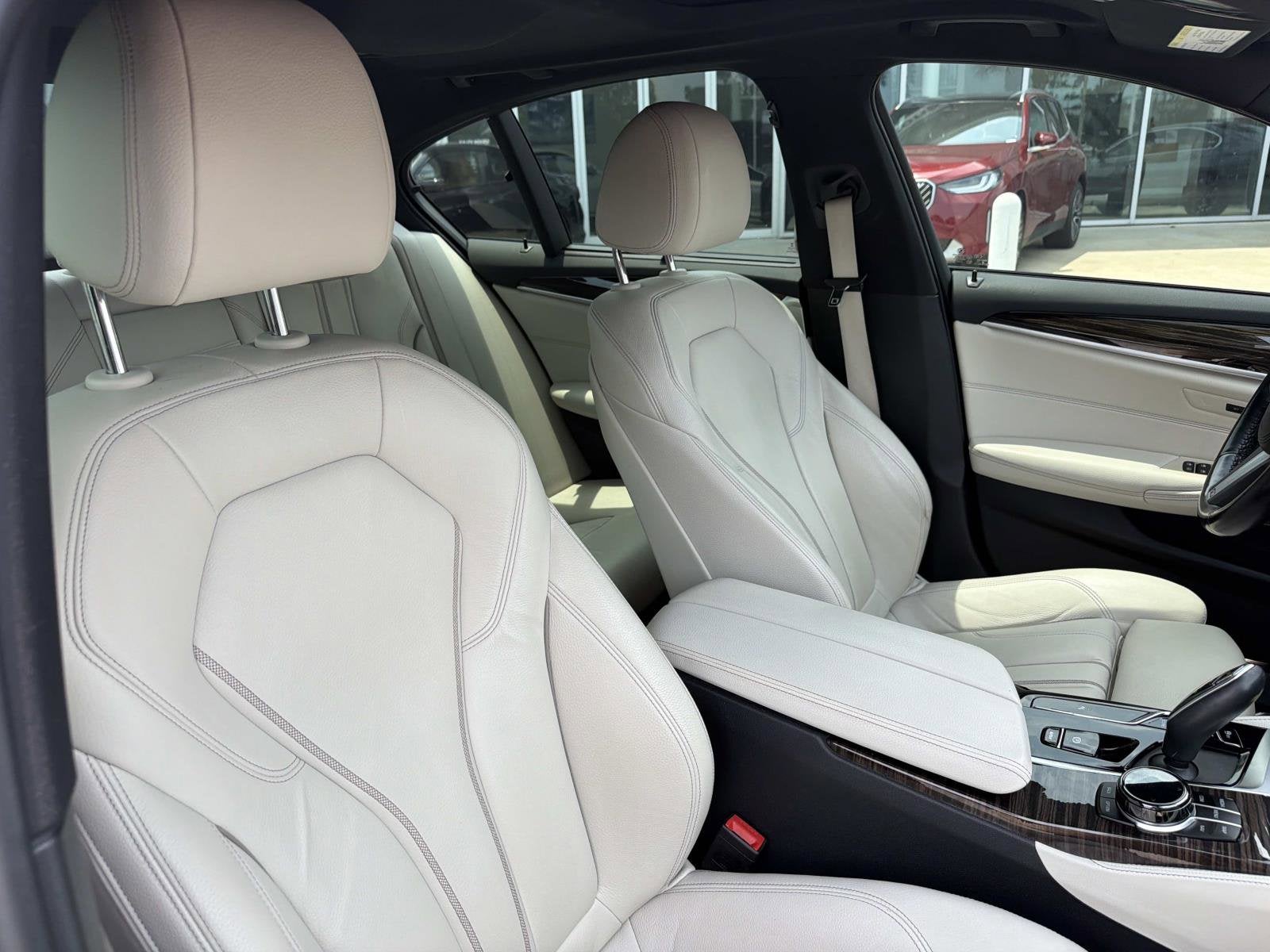 2022 BMW 5 Series 540i