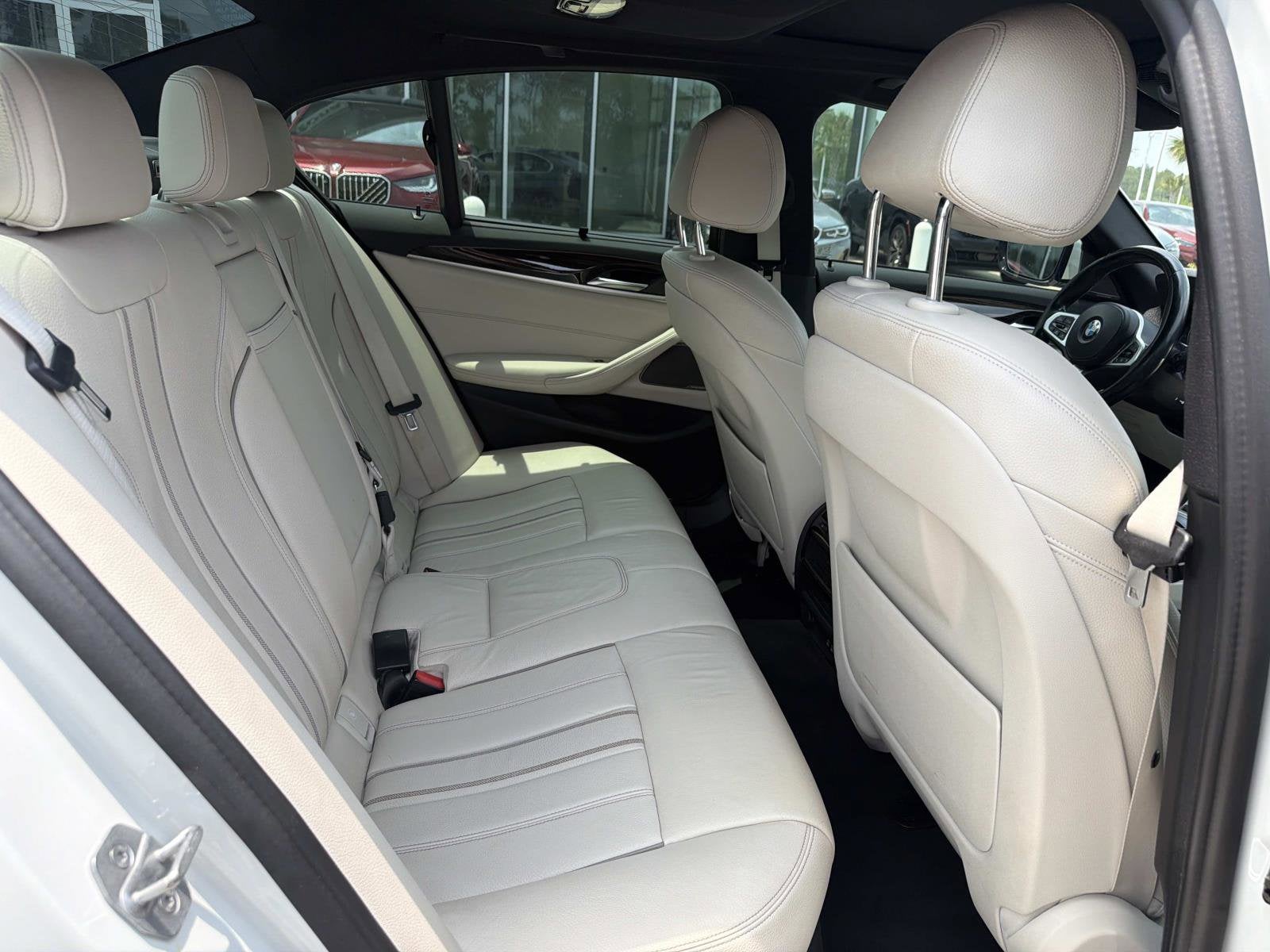 2022 BMW 5 Series 540i