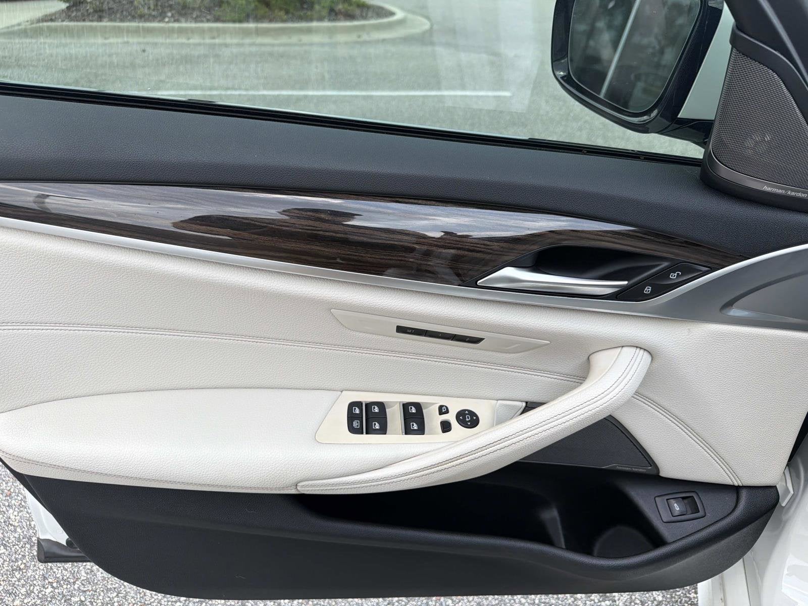 2022 BMW 5 Series 540i