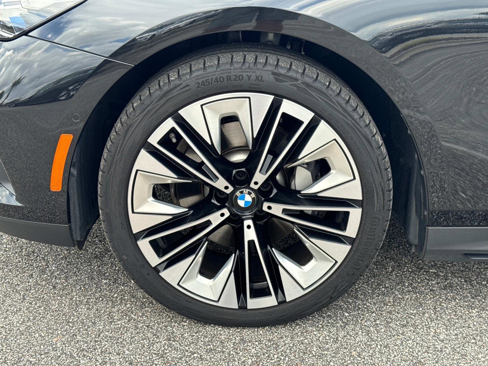 2025 BMW 5 Series 530i xDrive