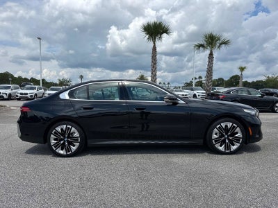 2025 BMW 5 Series 530i xDrive