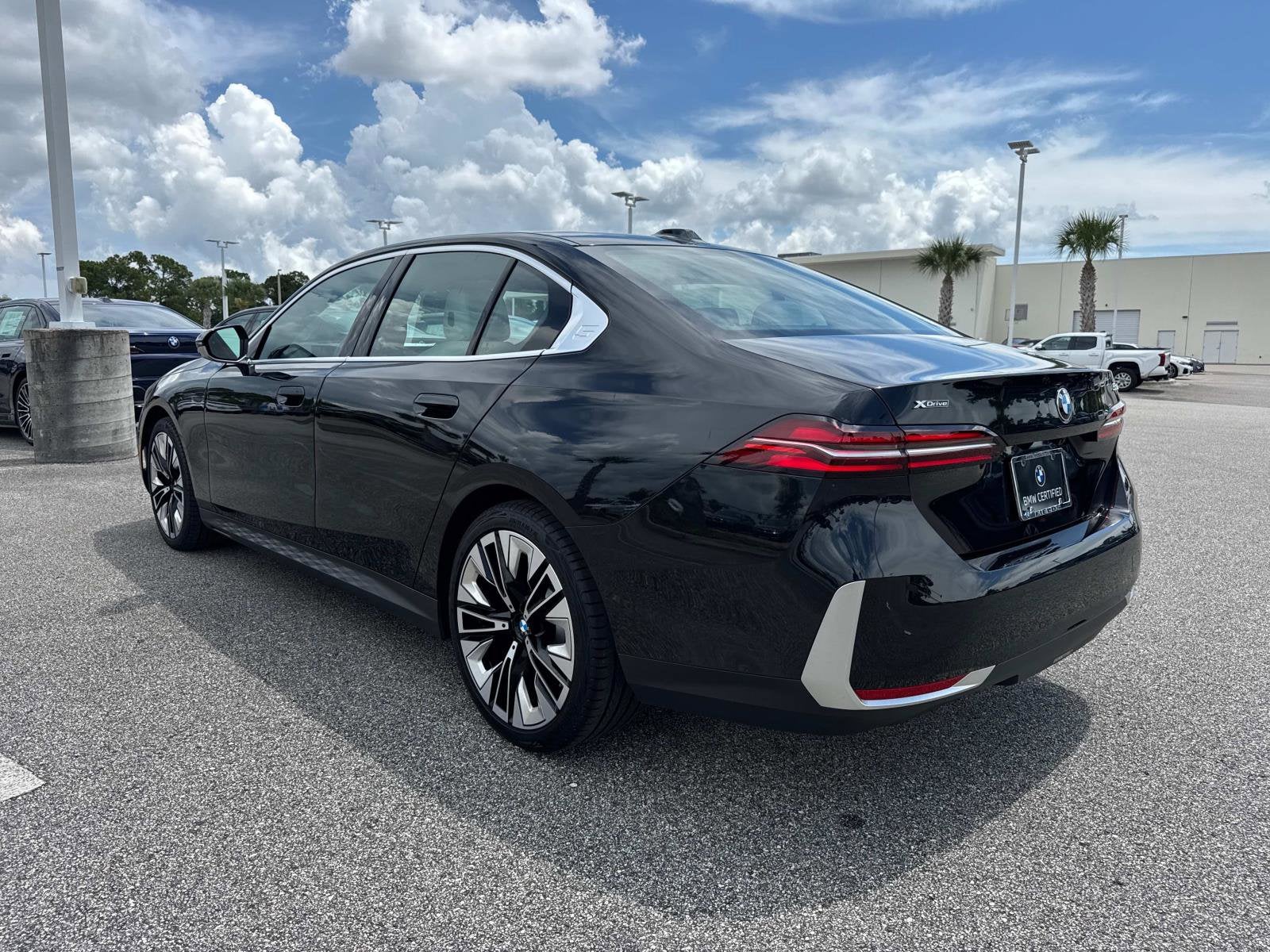 2025 BMW 5 Series 530i xDrive