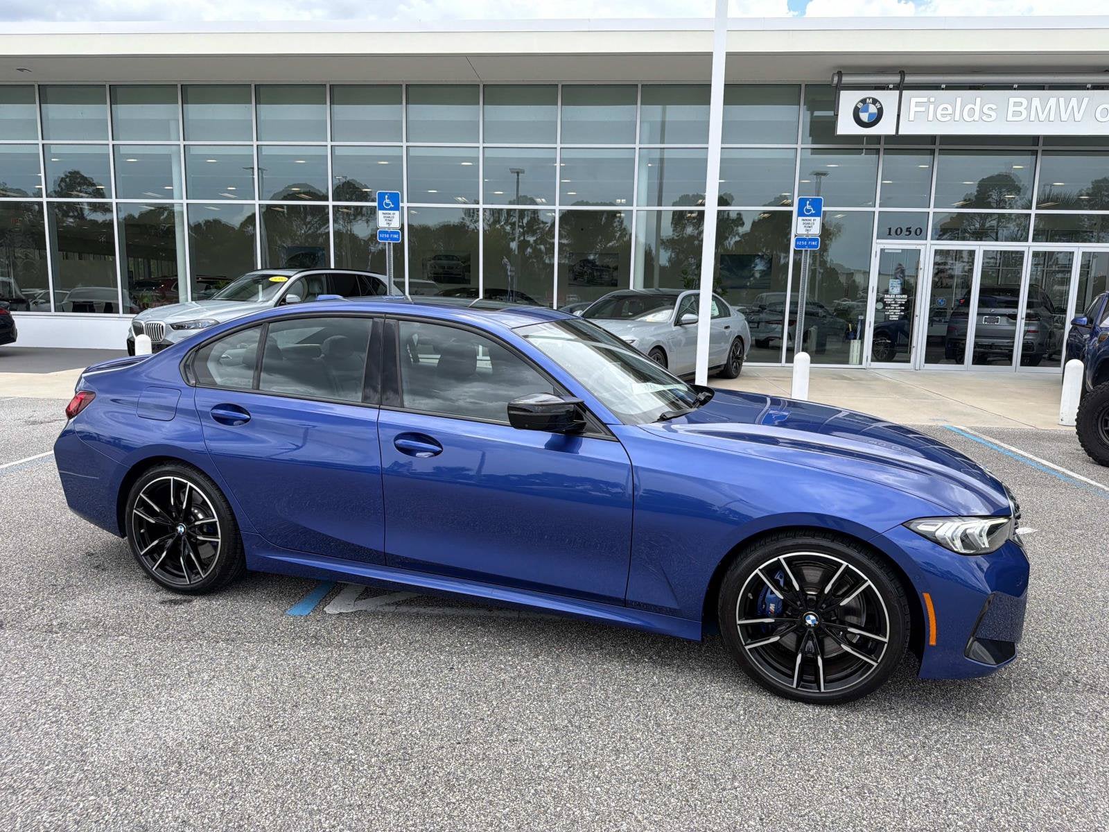2025 BMW 3 Series M340i