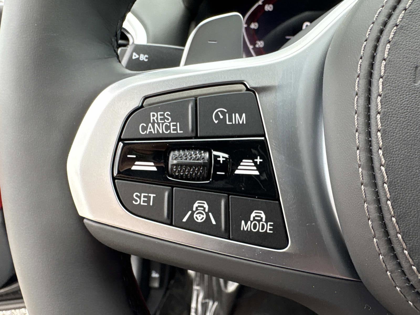 2026 BMW 8 Series 840i