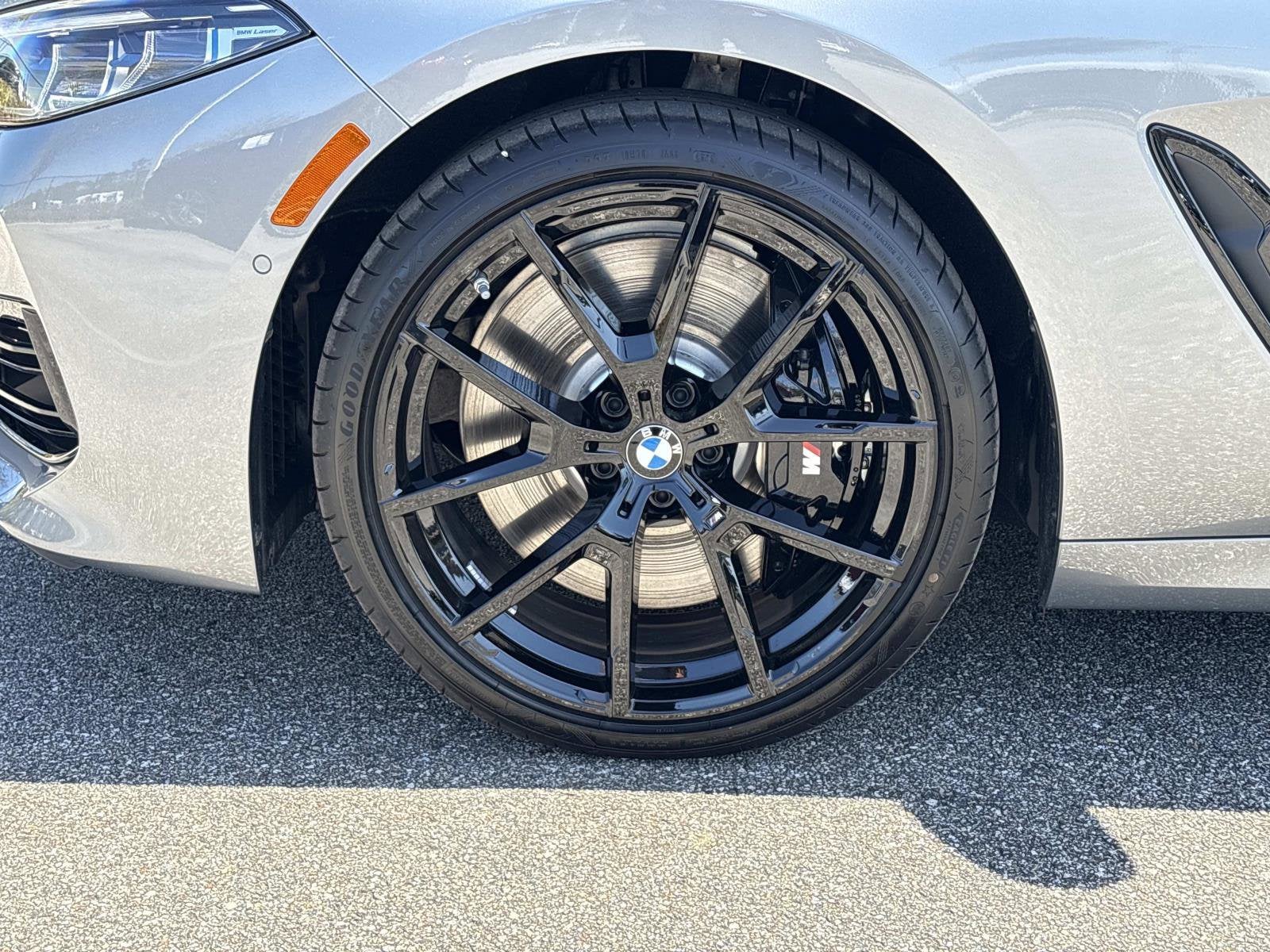 2026 BMW 8 Series M850i