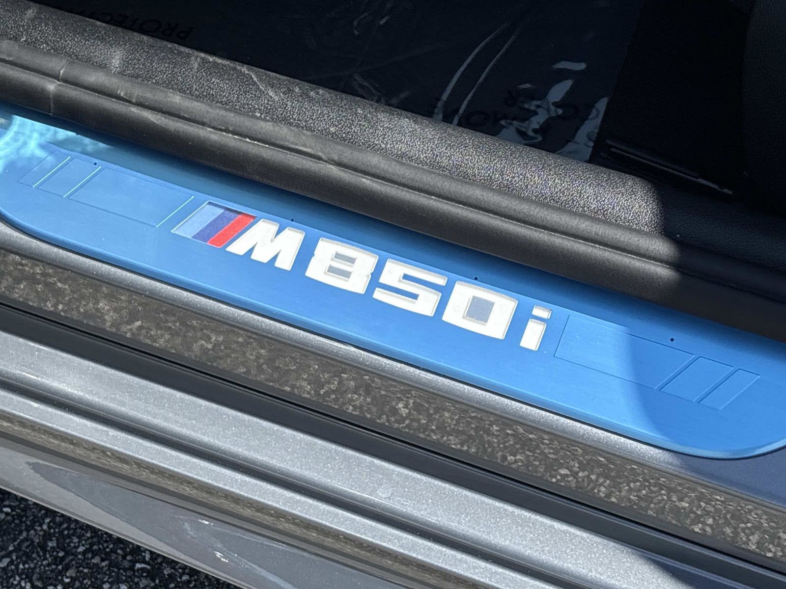 2026 BMW 8 Series M850i