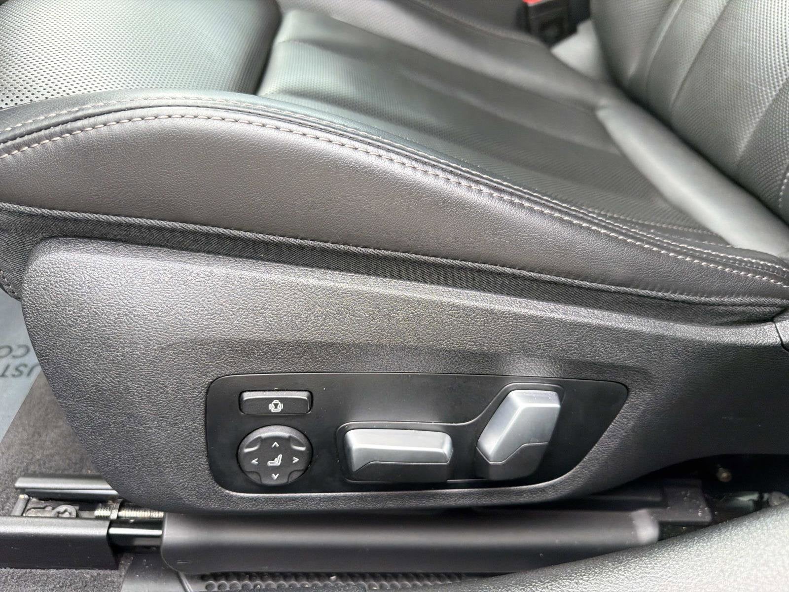 2023 BMW 8 Series ALPINA B8 xDrive