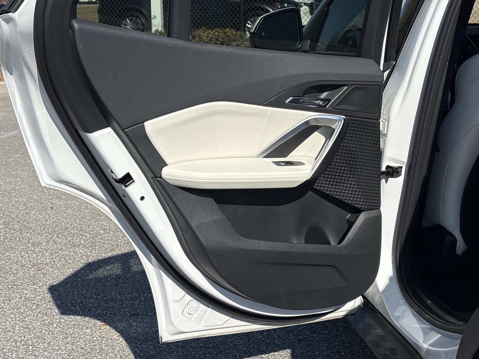 2025 BMW X2 xDrive28i