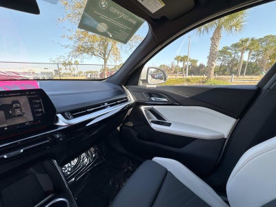 2025 BMW X2 xDrive28i