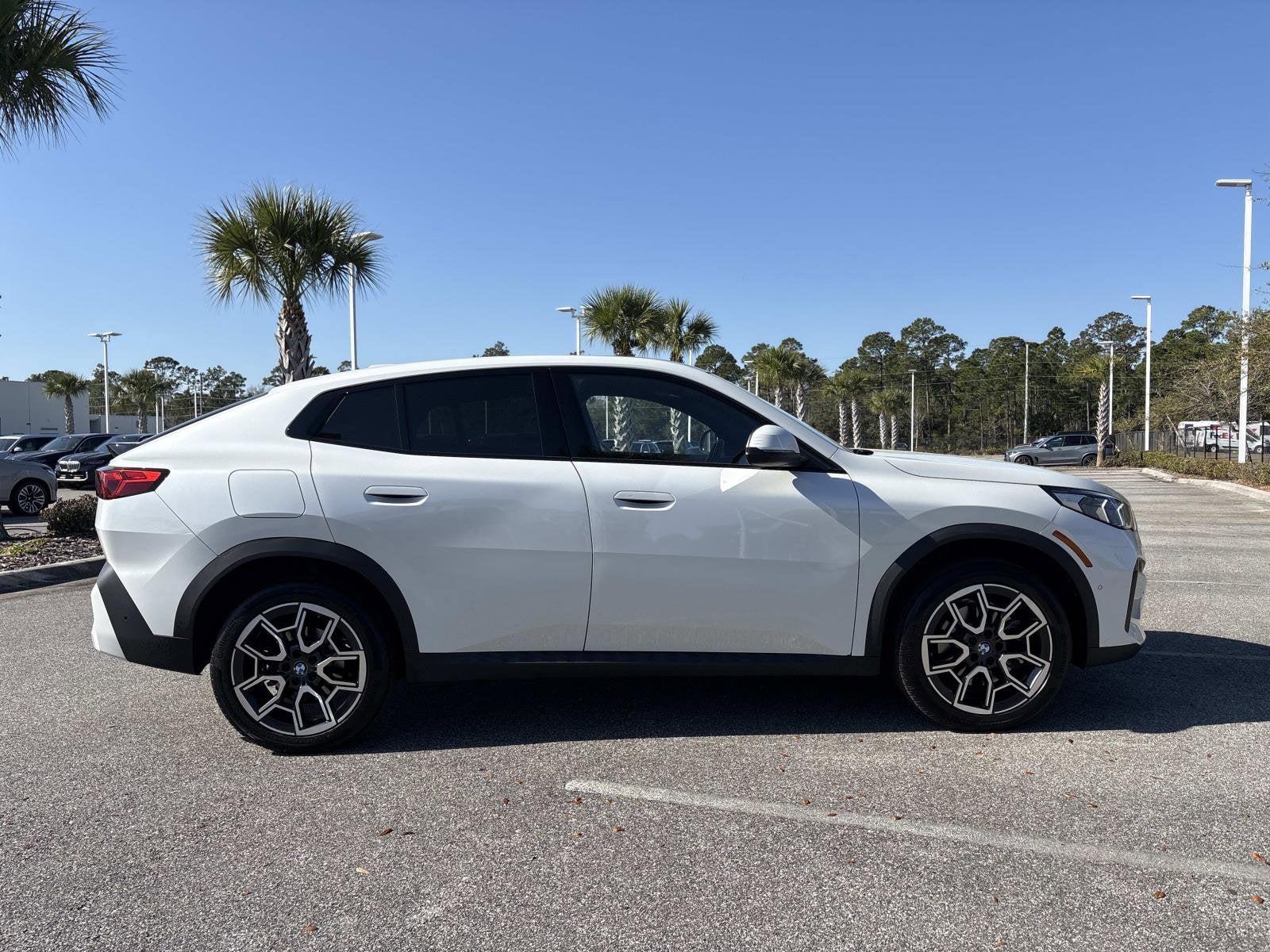 2025 BMW X2 xDrive28i