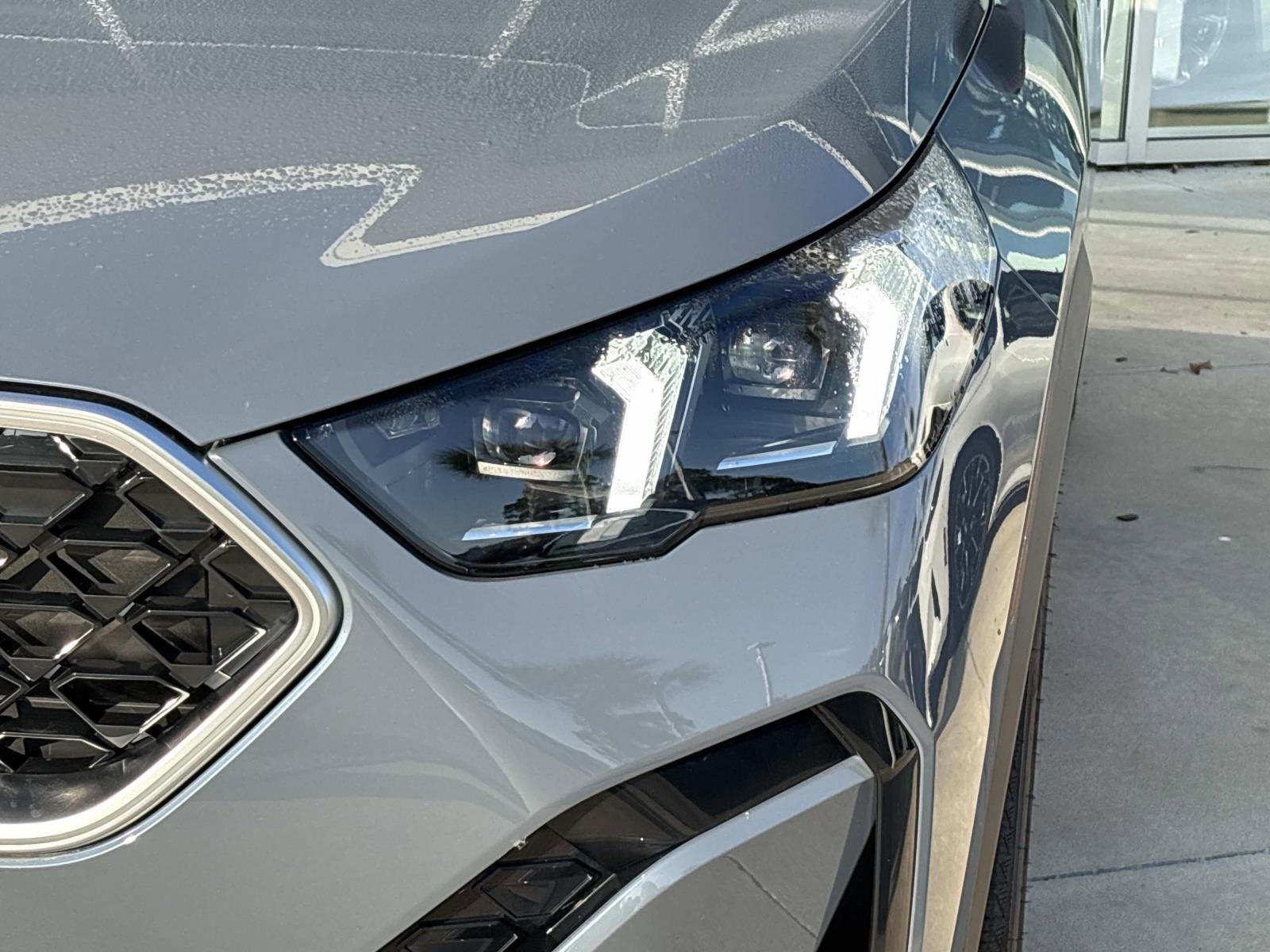 2025 BMW X2 xDrive28i