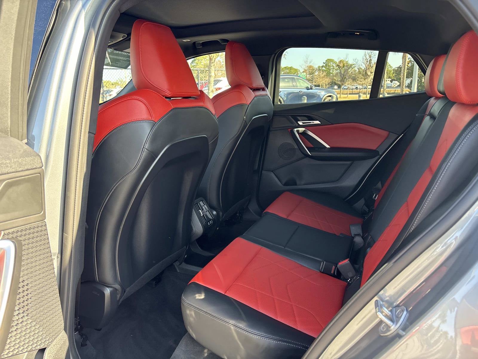 2025 BMW X2 xDrive28i