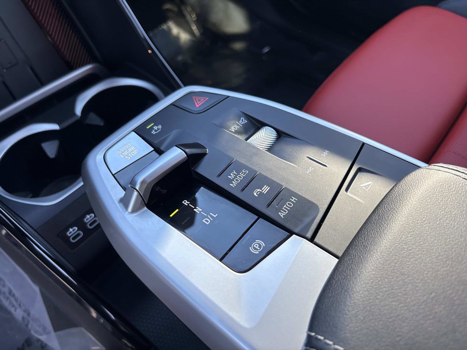 2025 BMW X2 xDrive28i