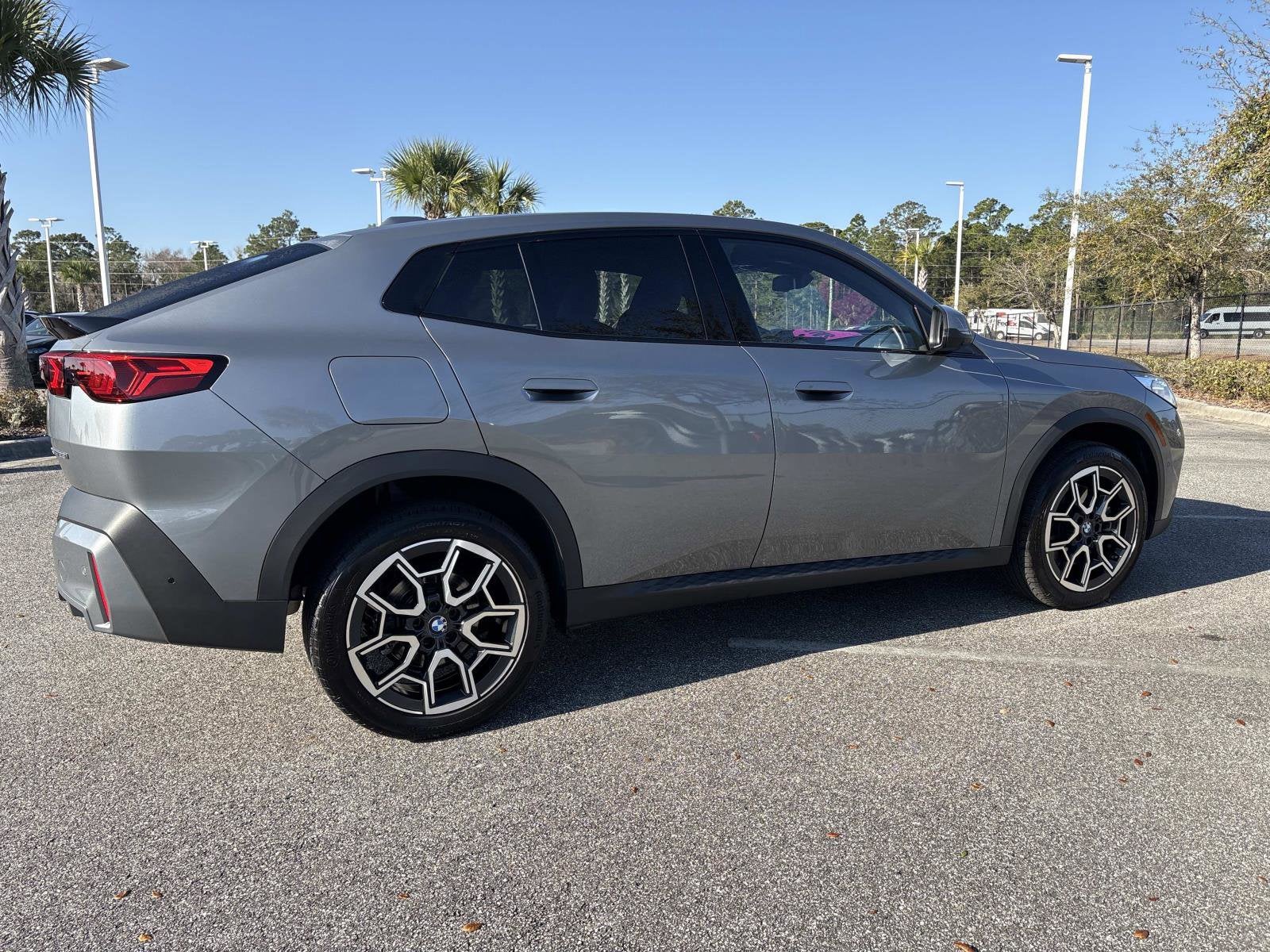 2025 BMW X2 xDrive28i