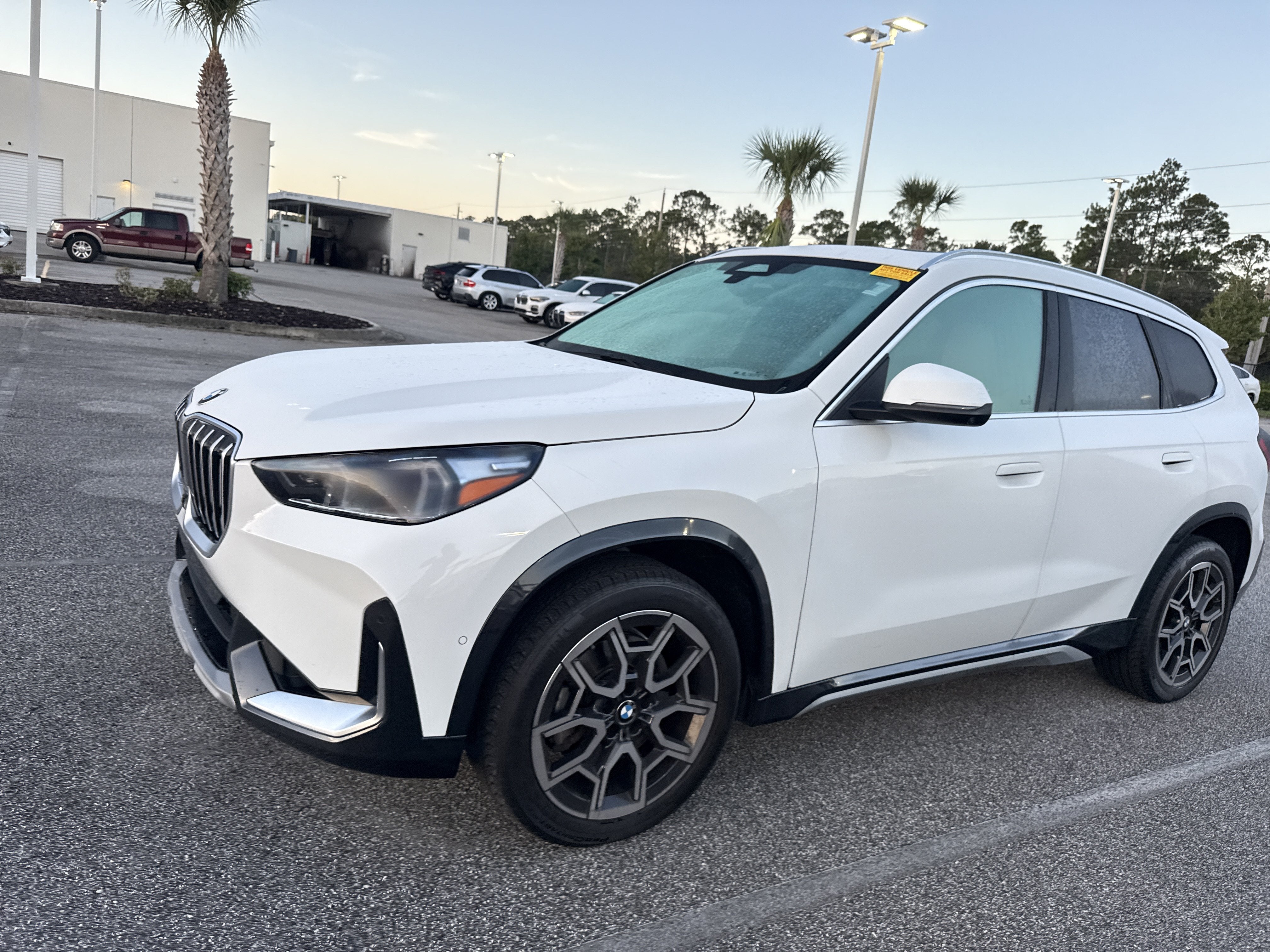 2025 BMW X1 xDrive28i