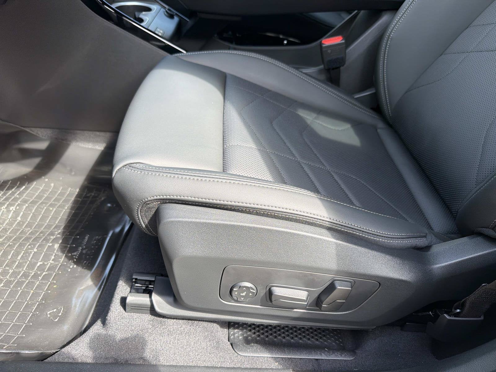 2027 BMW X1 xDrive28i