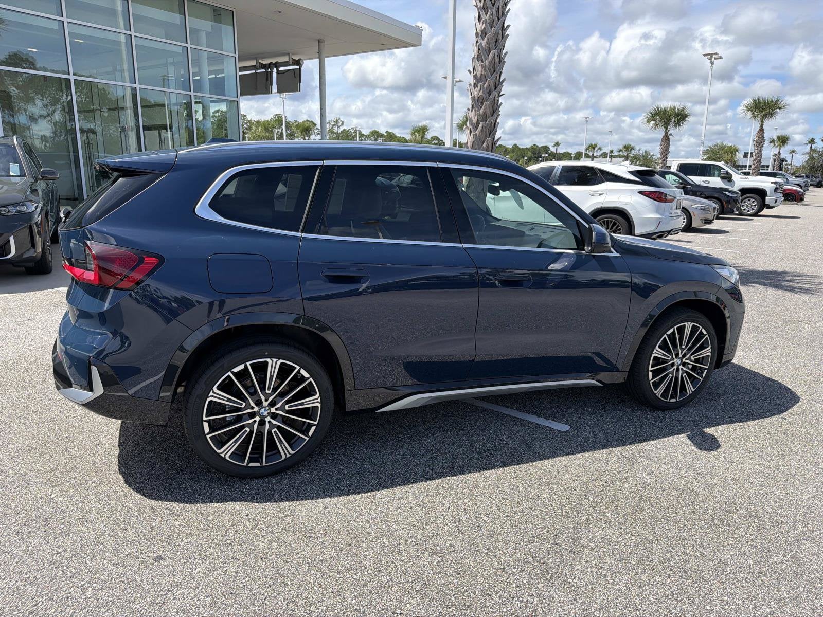 2027 BMW X1 xDrive28i
