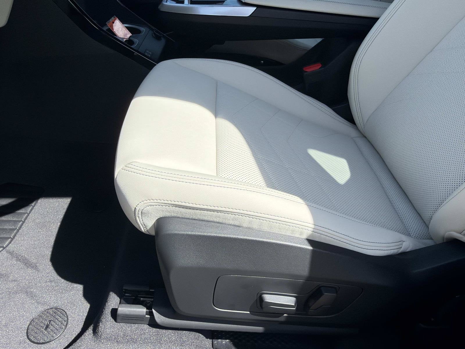 2027 BMW X1 xDrive28i