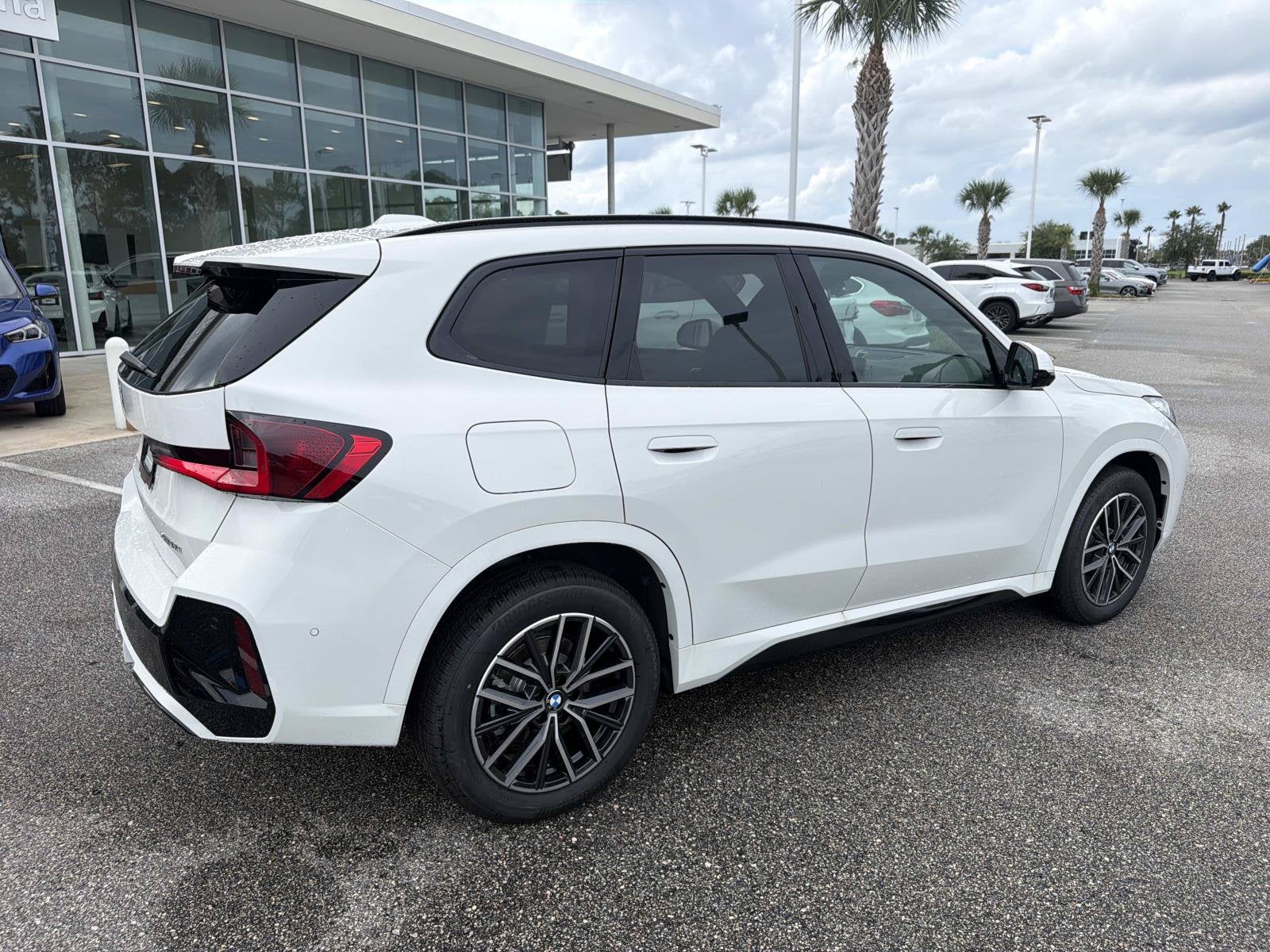 2027 BMW X1 xDrive28i
