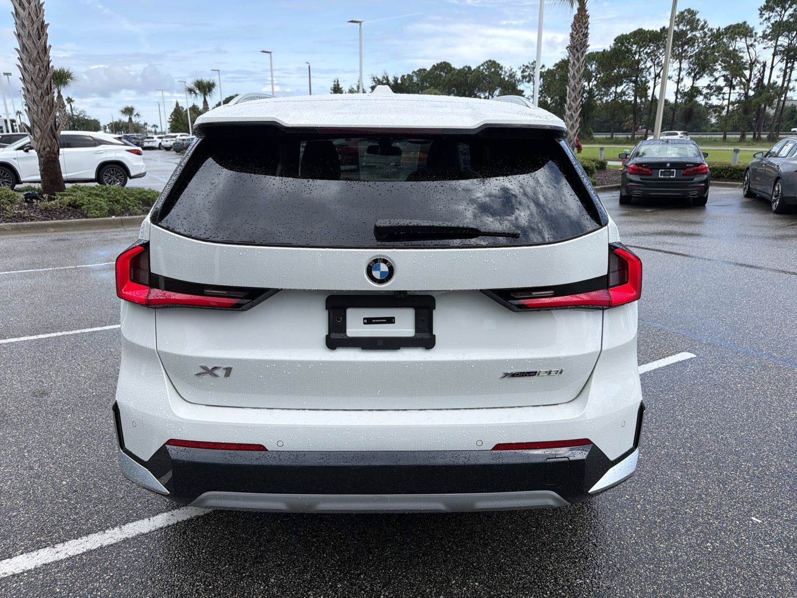 2027 BMW X1 xDrive28i