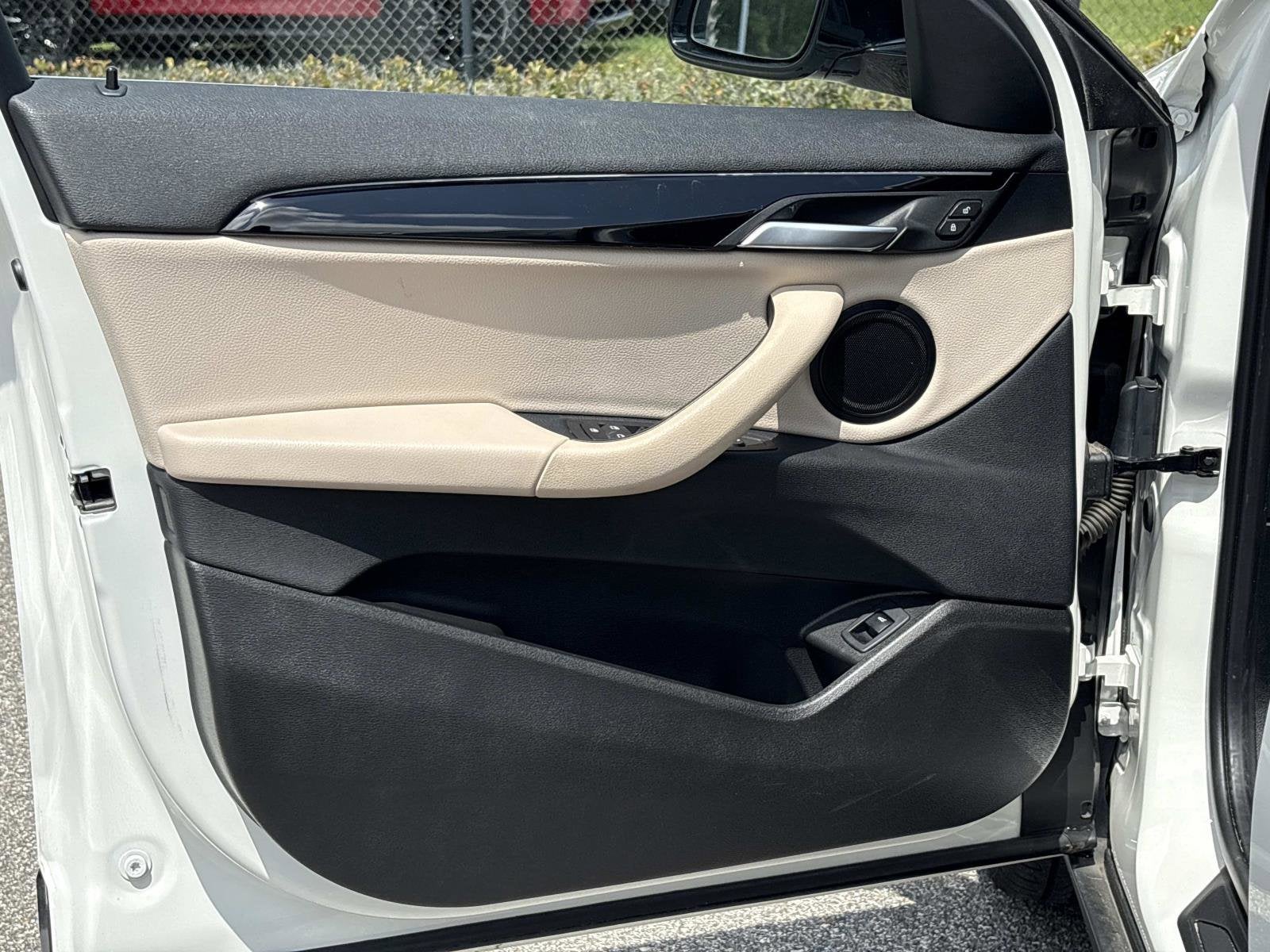 2022 BMW X2 xDrive28i