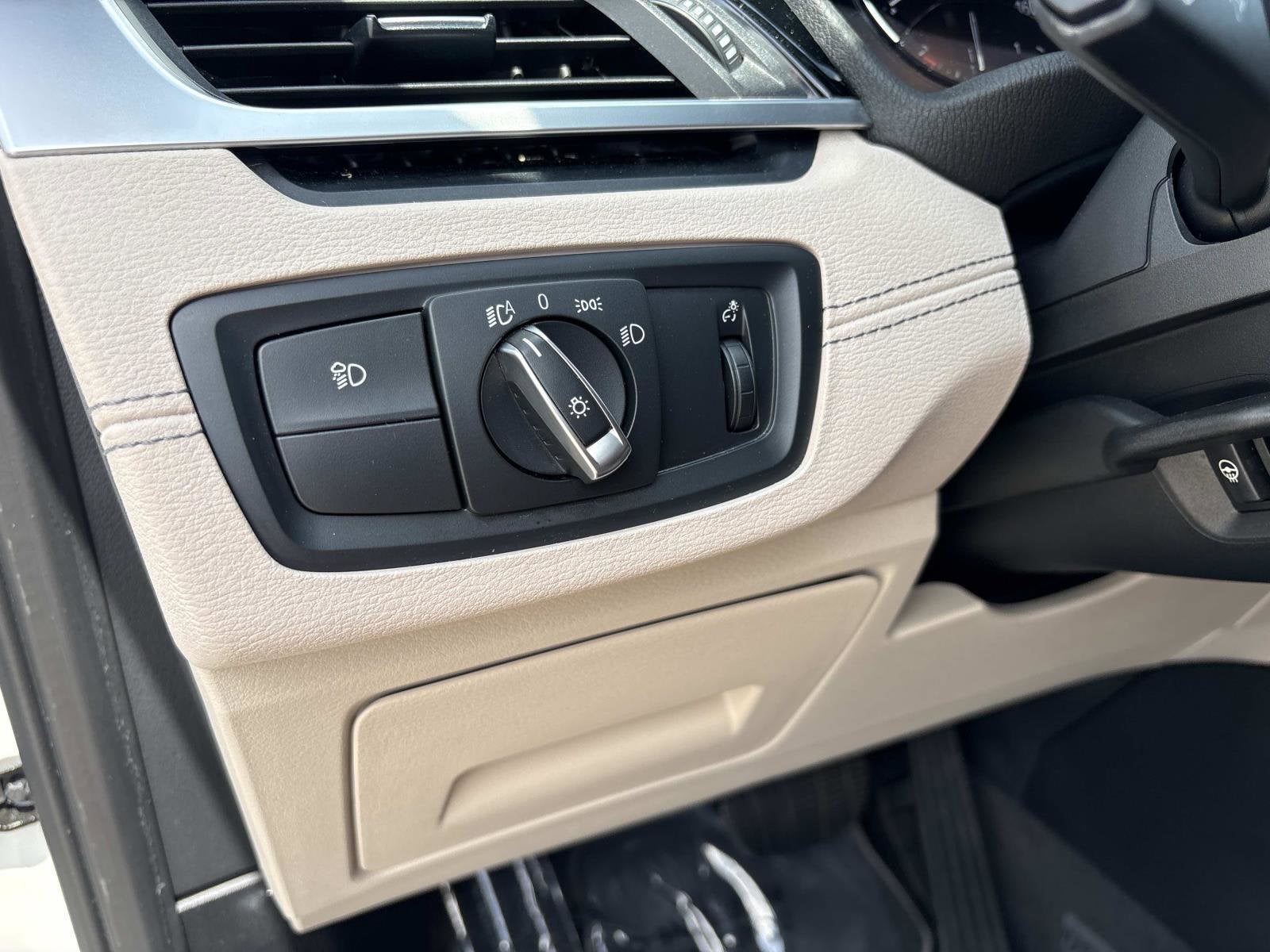 2022 BMW X2 xDrive28i