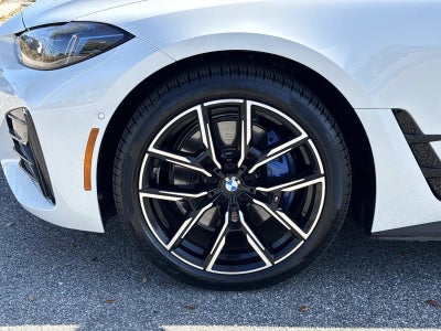 2025 BMW i4 eDrive40