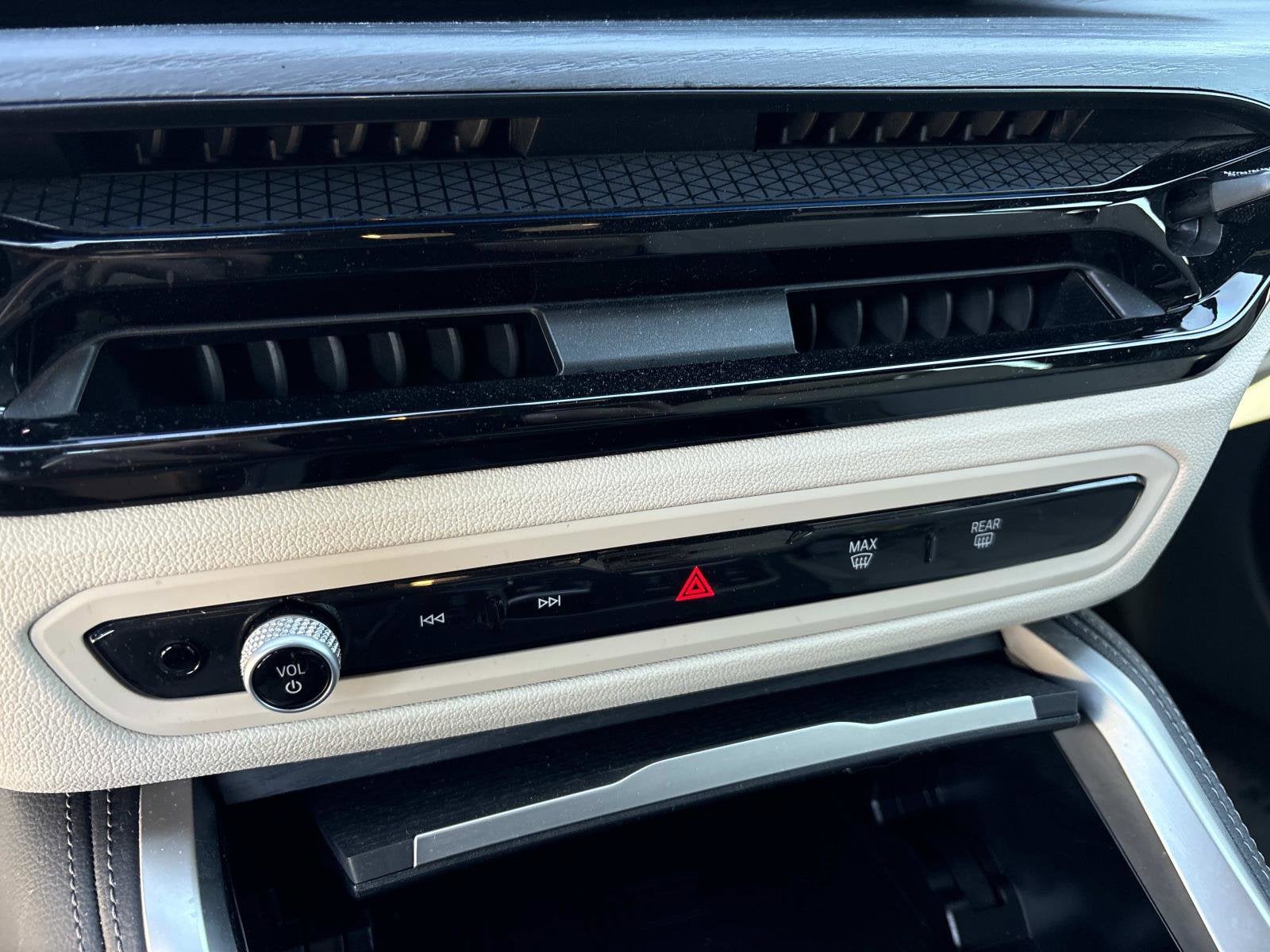 2025 BMW i4 eDrive40