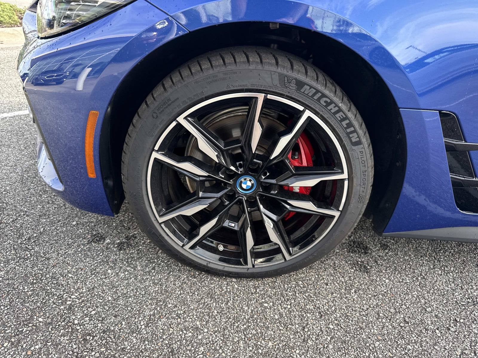 2023 BMW i4 M50