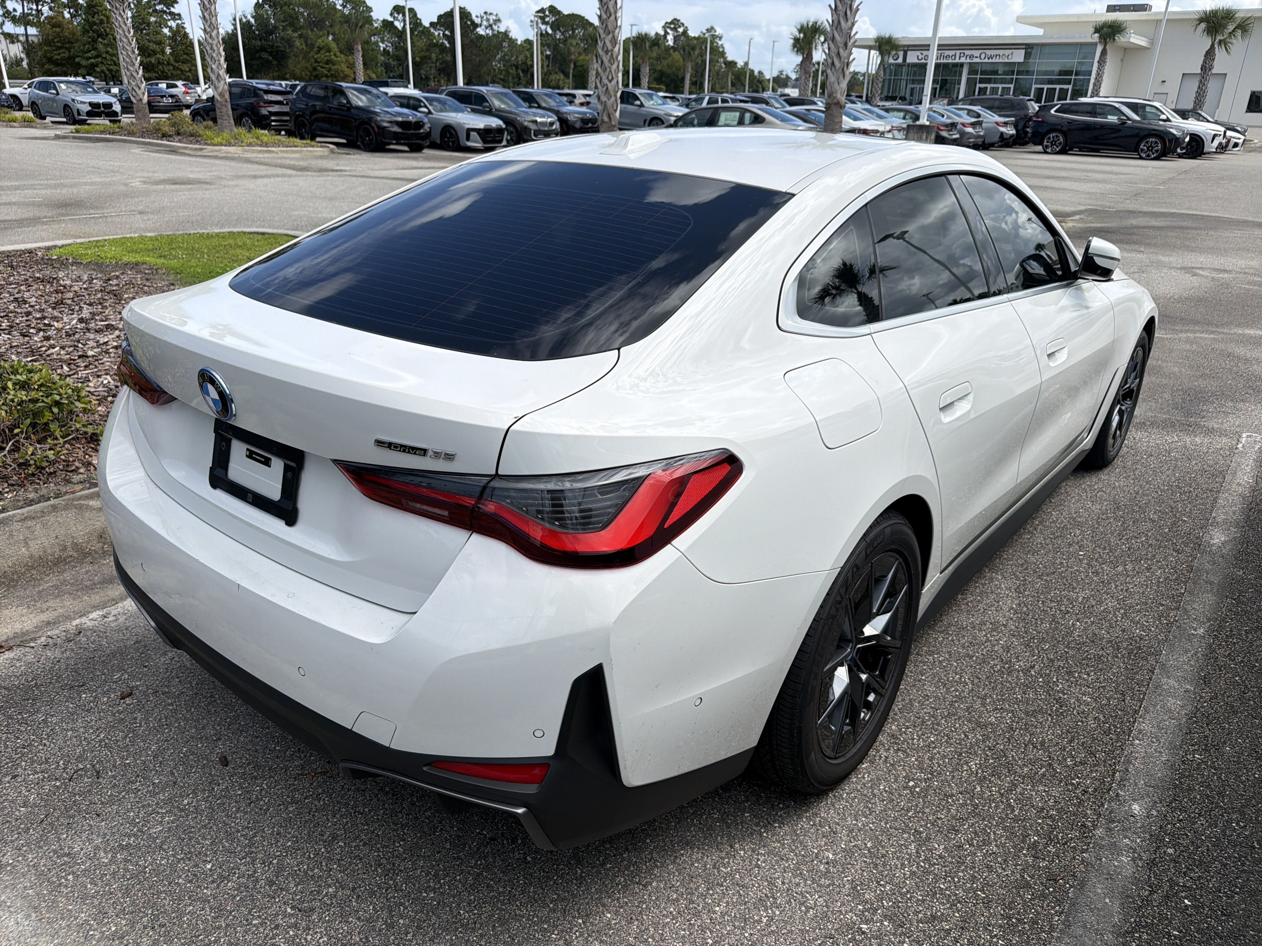 2024 BMW i4 eDrive35