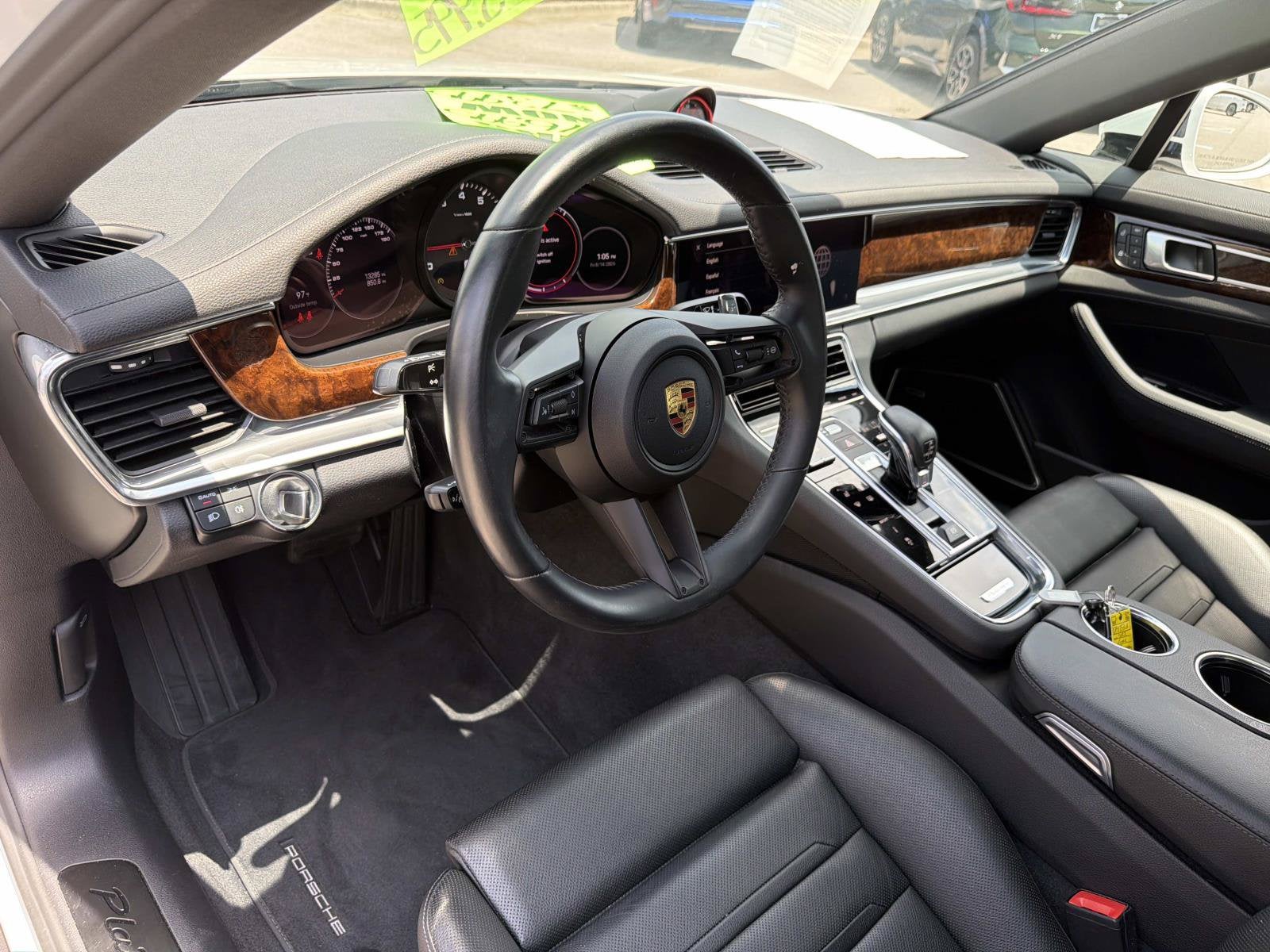 2022 Porsche Panamera 4 Platinum Edition