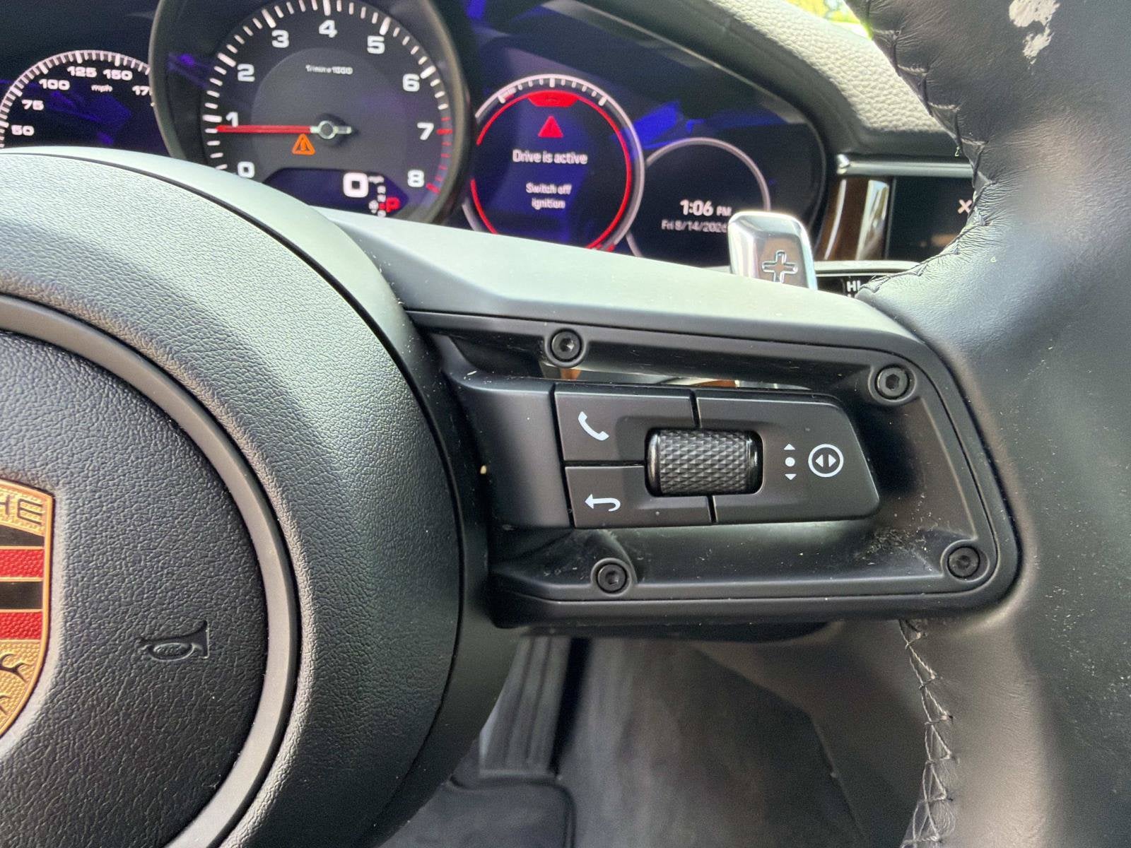 2022 Porsche Panamera 4 Platinum Edition