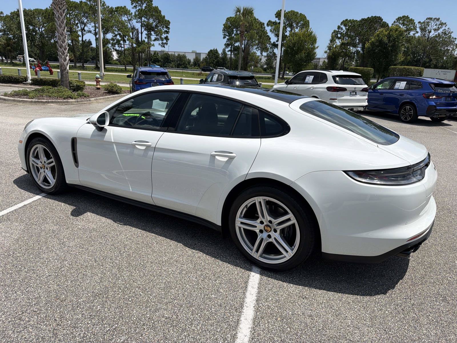 2022 Porsche Panamera 4 Platinum Edition