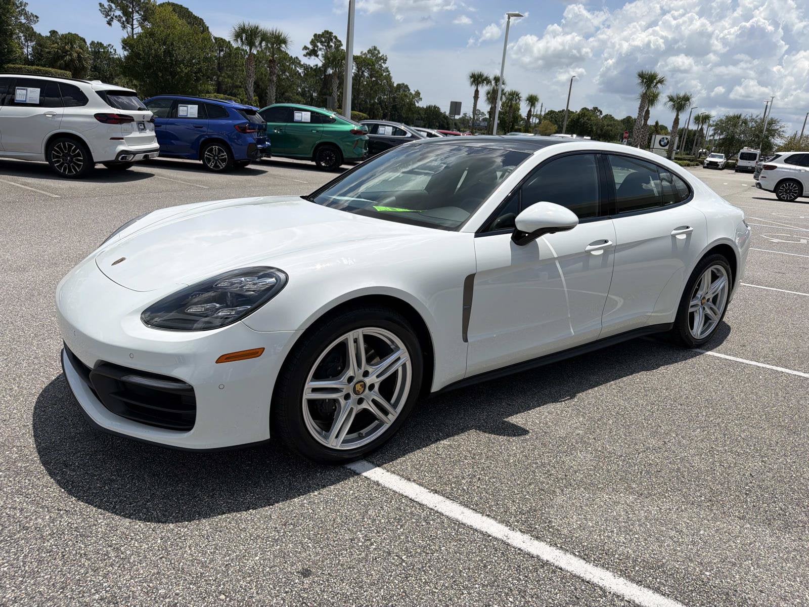 2022 Porsche Panamera 4 Platinum Edition