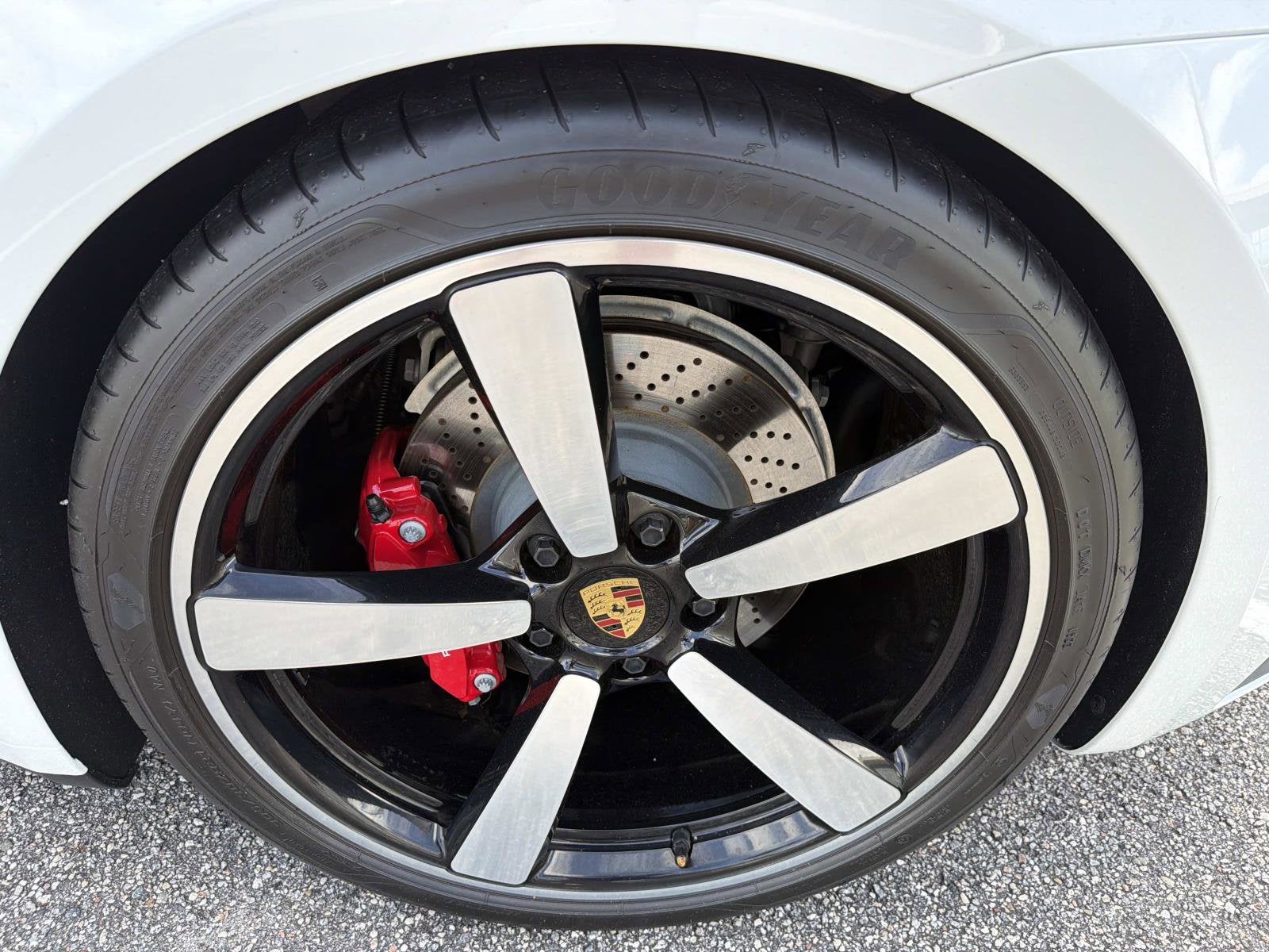 2023 Porsche 911 Carrera 4S