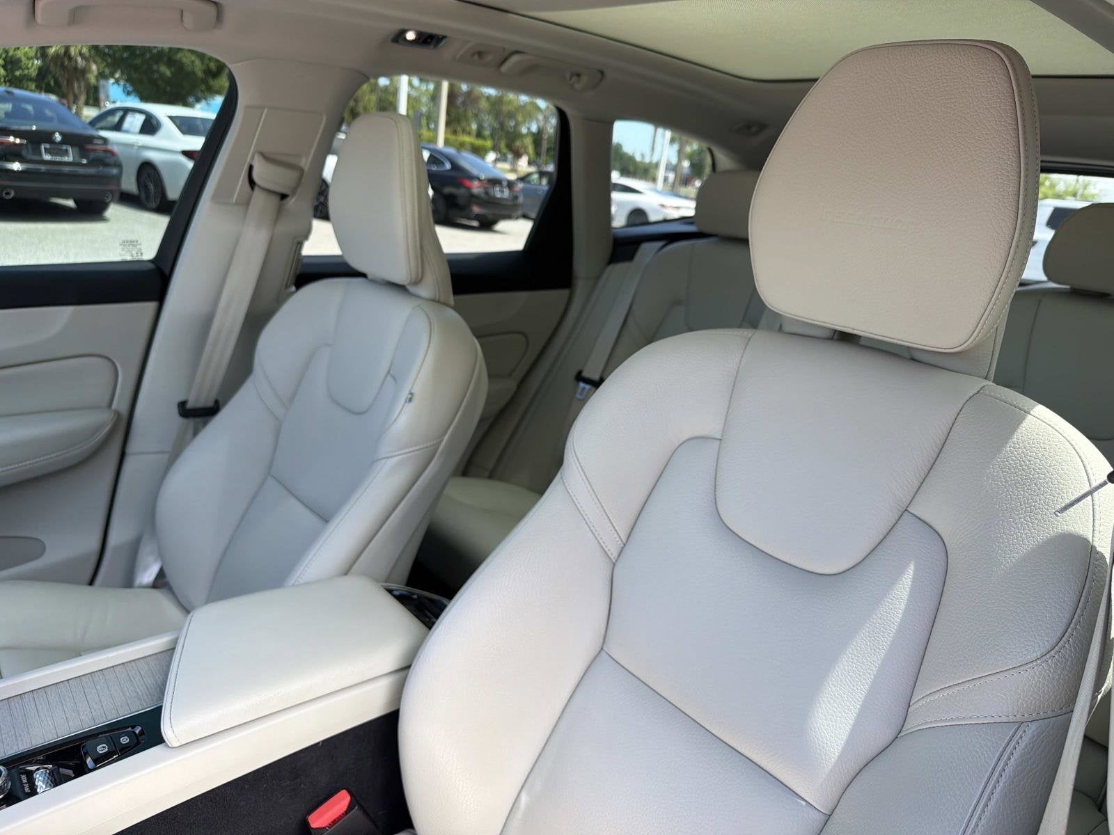 2020 Volvo XC60 Inscription