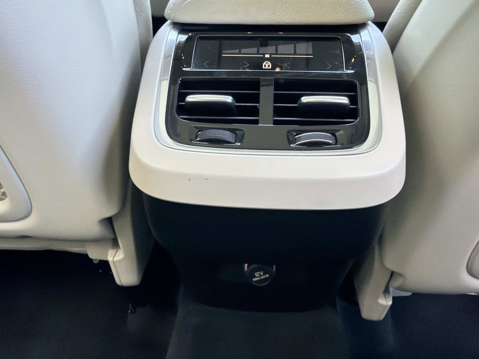 2020 Volvo XC60 Inscription