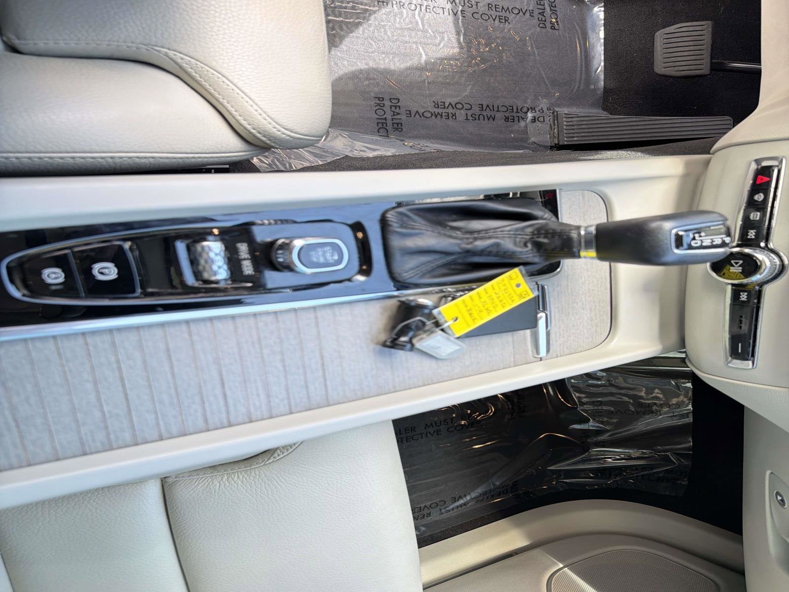2020 Volvo XC60 Inscription
