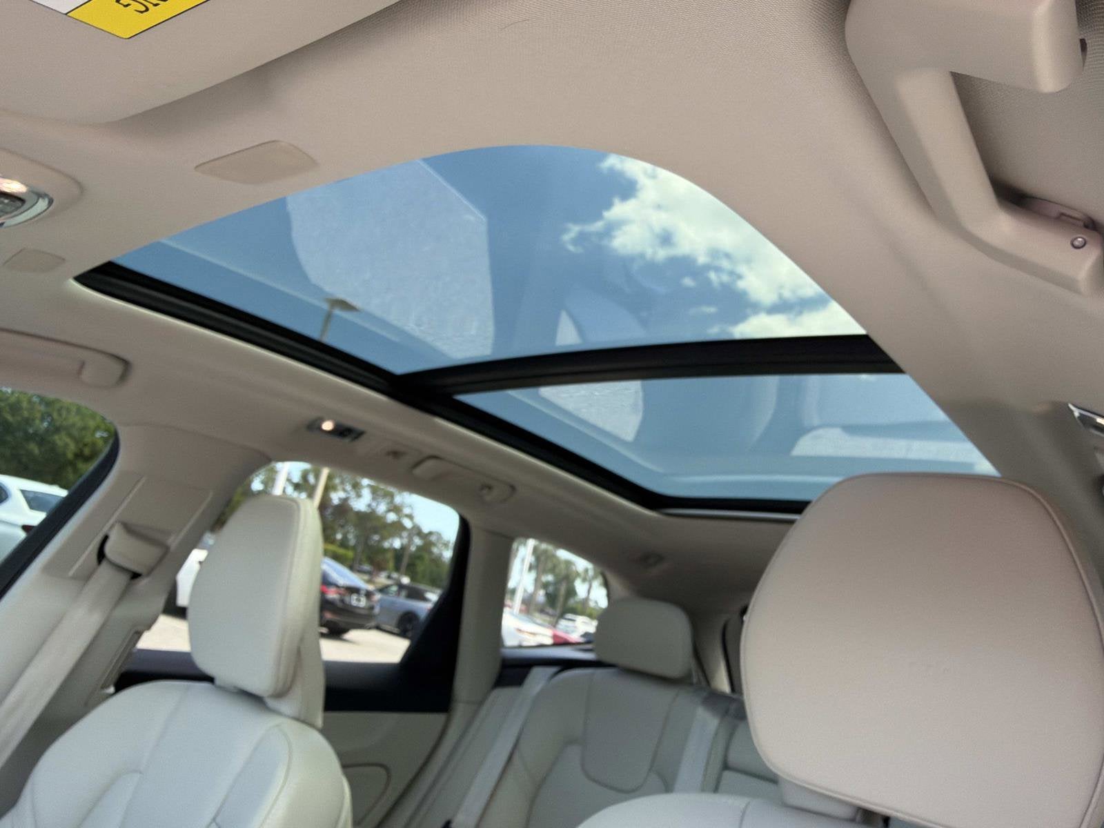 2020 Volvo XC60 Inscription