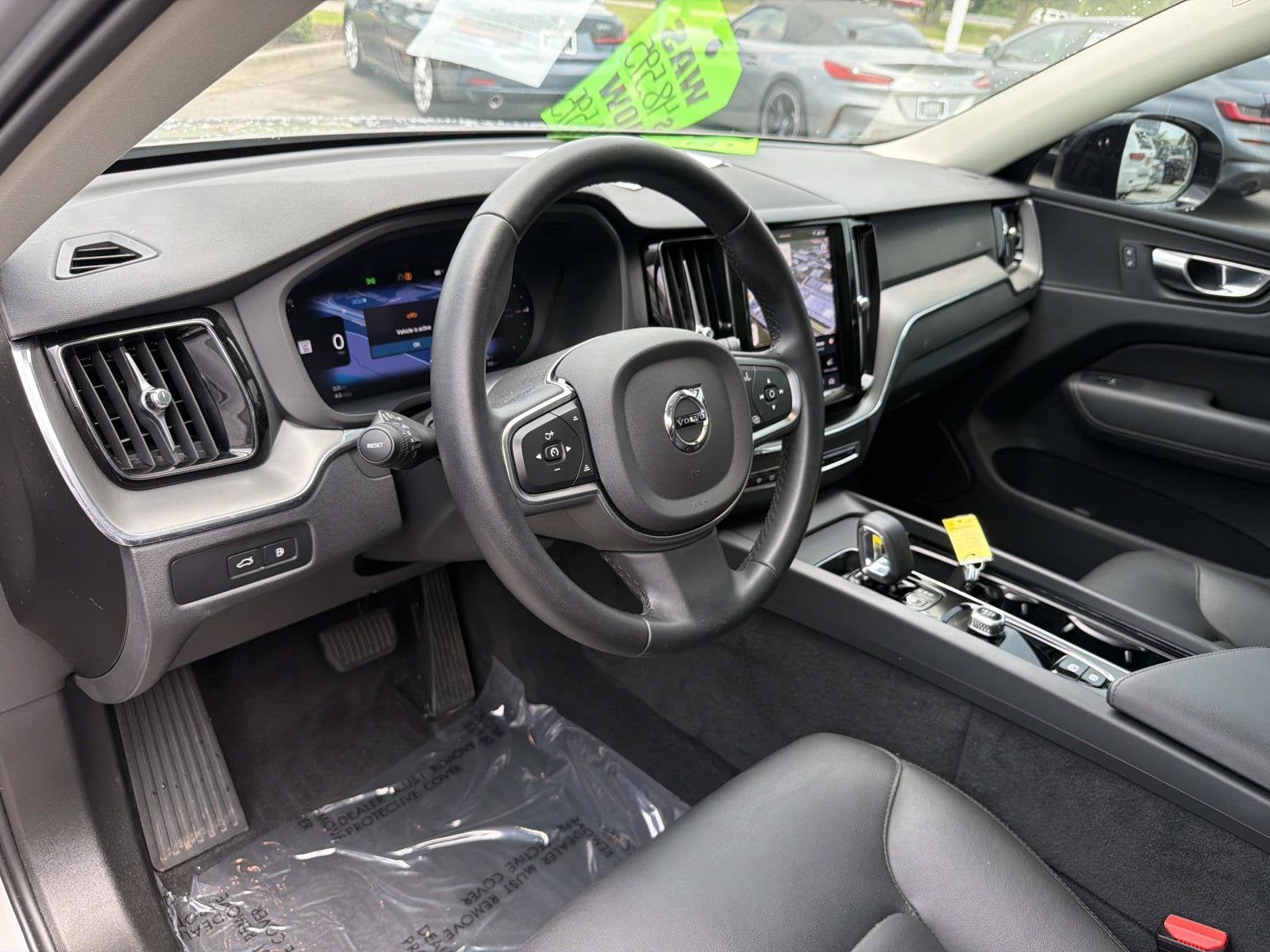 2025 Volvo XC60 Plug-In Hybrid Core